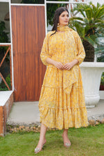 Load image into Gallery viewer, Yellow Pleats Maxi