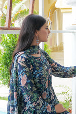 Load image into Gallery viewer, Navy Bloom Maxi