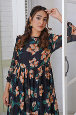 Load image into Gallery viewer, Noir Blossom Maxi