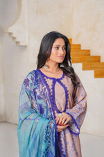 Load image into Gallery viewer, Aurora Lawn