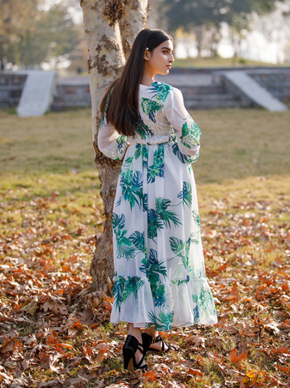 Palm Whisper - Hareem Fatima Online