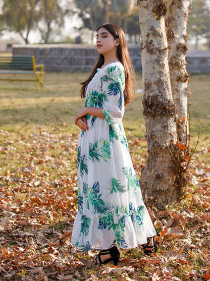 Palm Whisper - Hareem Fatima Online