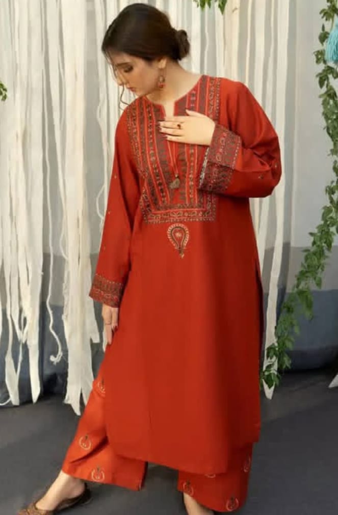 Gulnaar Rust Linen Ensemble